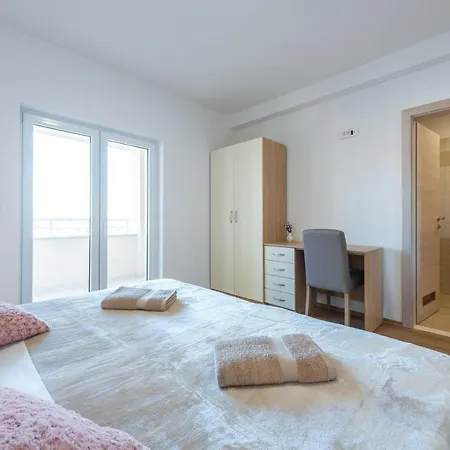 Apartamento Rilovic - Premium One Bedroom With Loggia And Sea View
